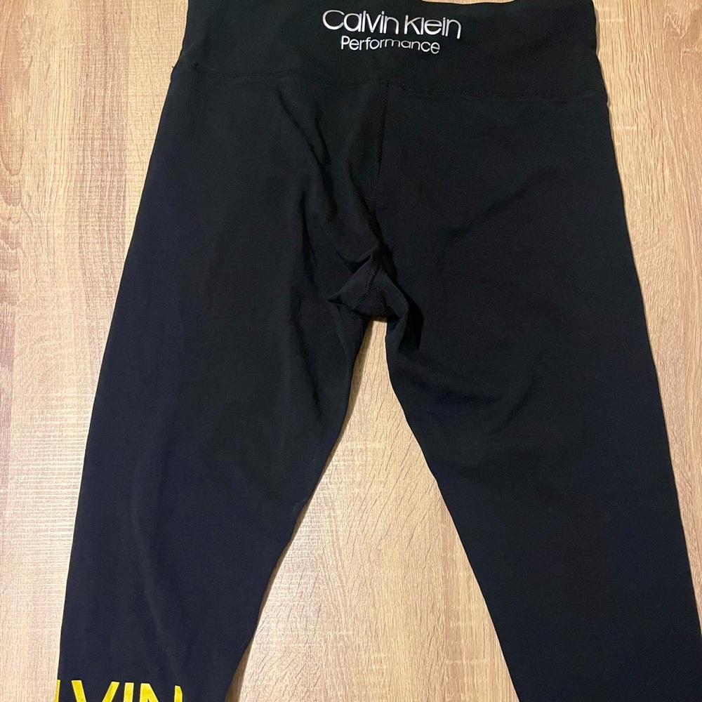Calvin Klein Capri Leggings